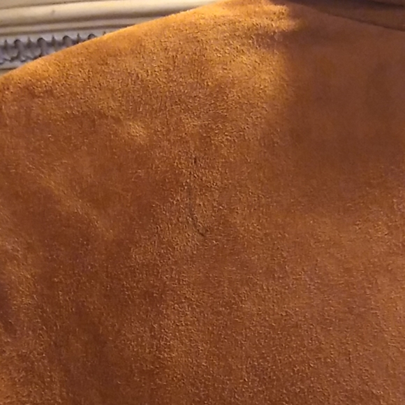 Gorgeous soft Suede blazer - Picture 6 of 8